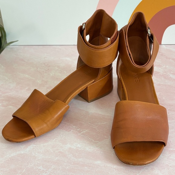 Vince Women's Brown Italian Leather Block Heel Sandals - Picture 2 of 8